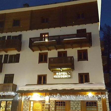 Residence Castelli Breuil-Cervinia Εξωτερικό φωτογραφία