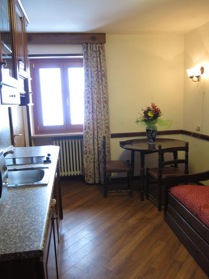 Residence Castelli Breuil-Cervinia Εξωτερικό φωτογραφία