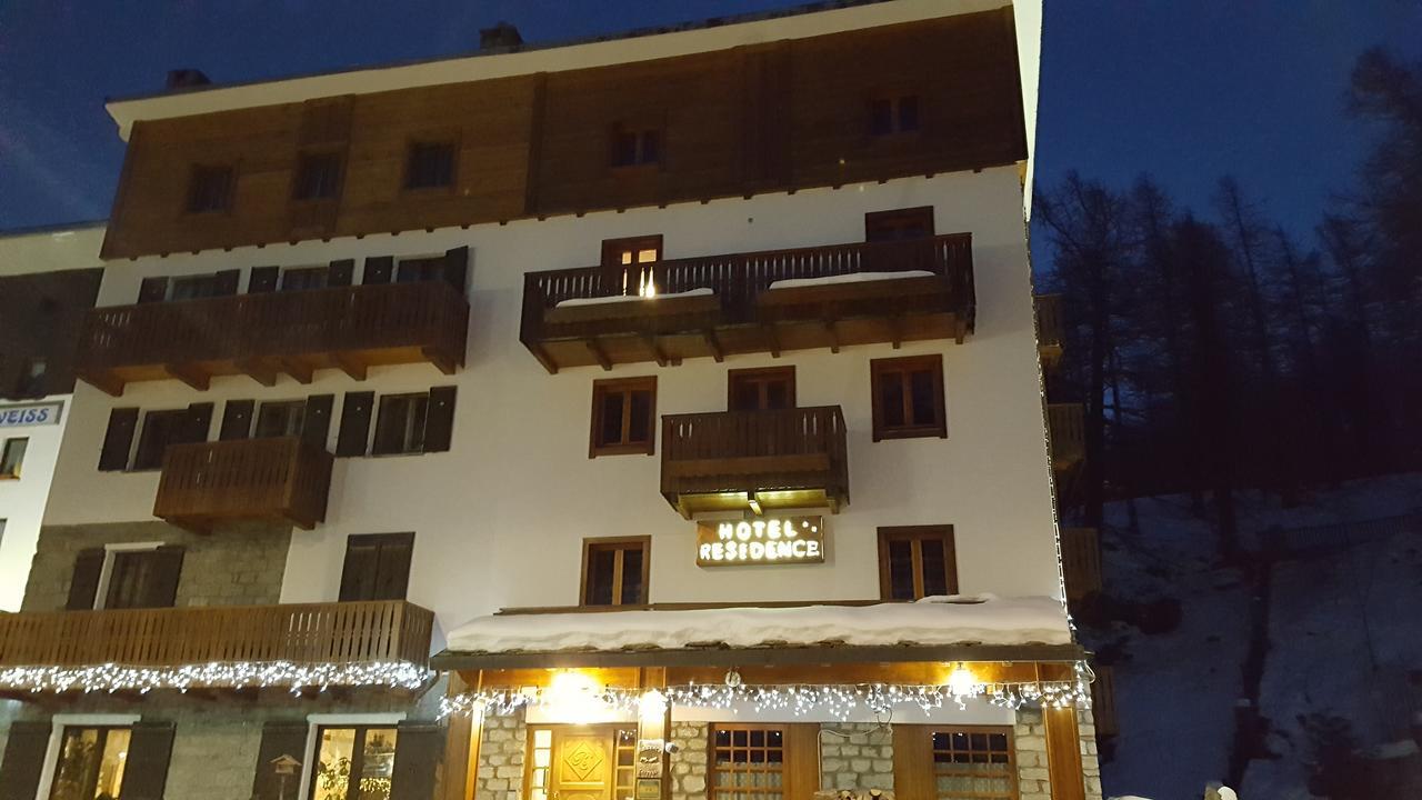 Residence Castelli Breuil-Cervinia Εξωτερικό φωτογραφία