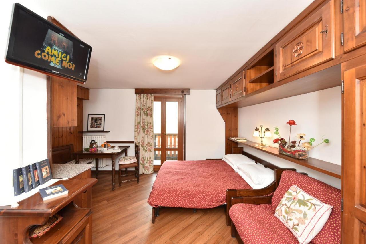 Residence Castelli Breuil-Cervinia Εξωτερικό φωτογραφία